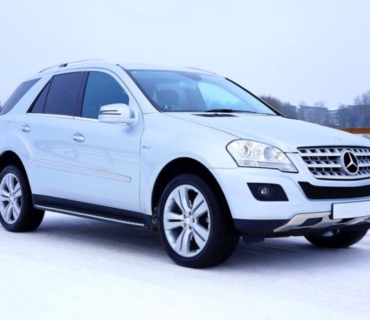 Bridgestone Blizzak LM-32
