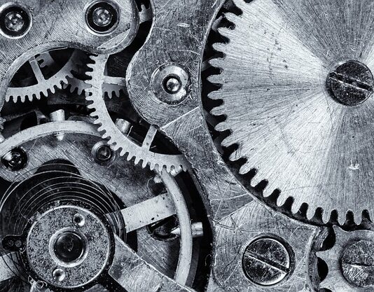 Dlaczego silnik gaśnie przy ruszaniu?